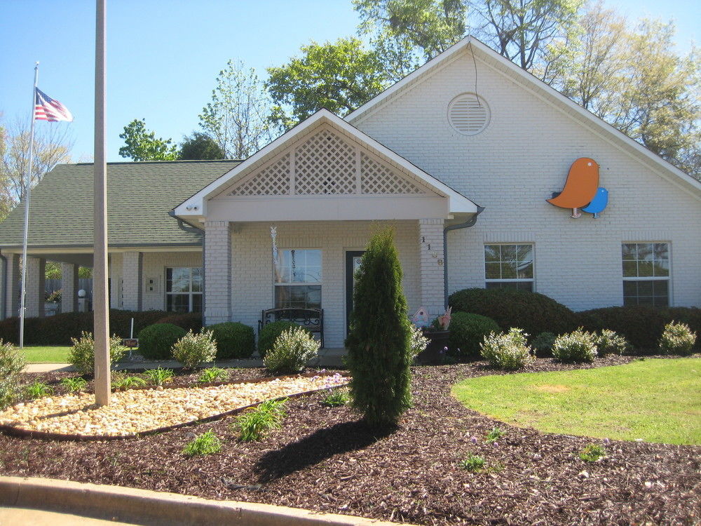 Intown Suites Extended Stay Auburn Al - Auburn University Exterior photo
